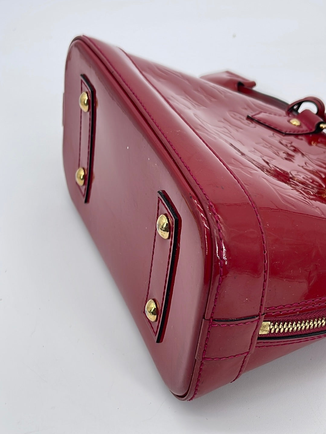 Alma bb patent leather handbag Louis Vuitton Pink in Patent