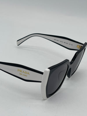 Like New Prada Black and White Sunglasses. BP43537403-A 091824 H