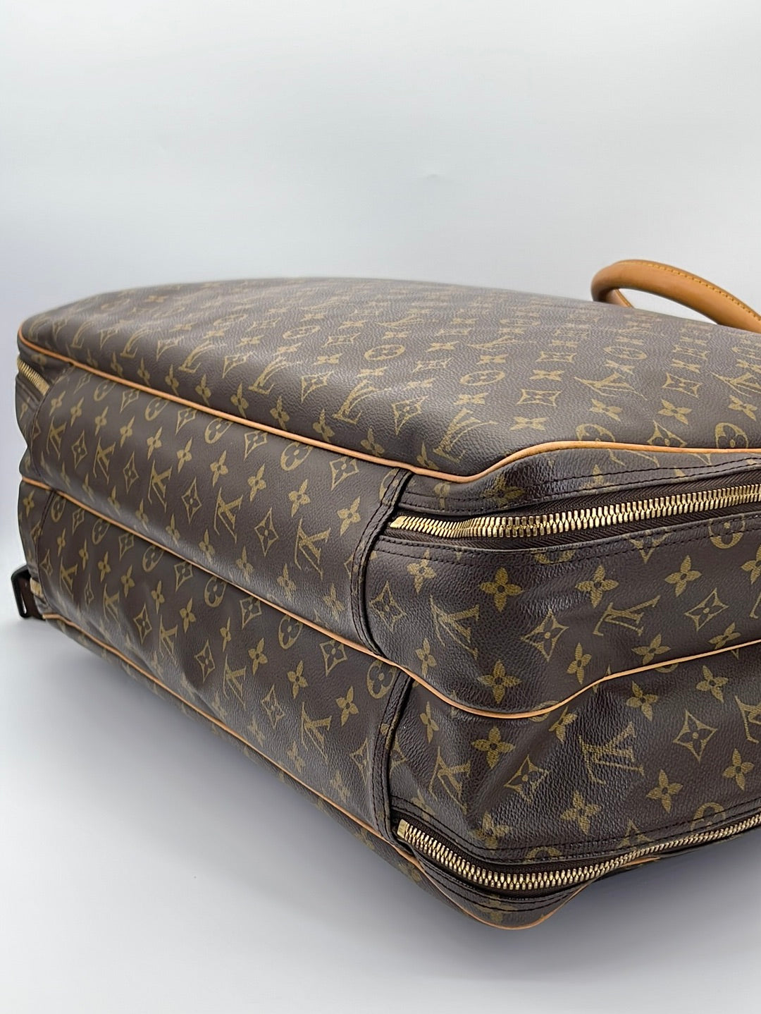 Authentic Second Hand Louis Vuitton Alize 24 Heures, 60% OFF