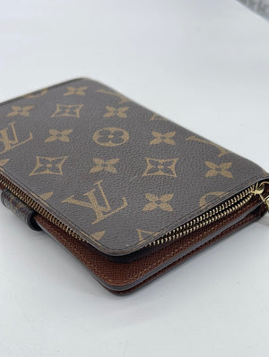 Pre-Owned LOUIS VUITTON Porto Papier Zip Bi-Fold Wallet with Pass