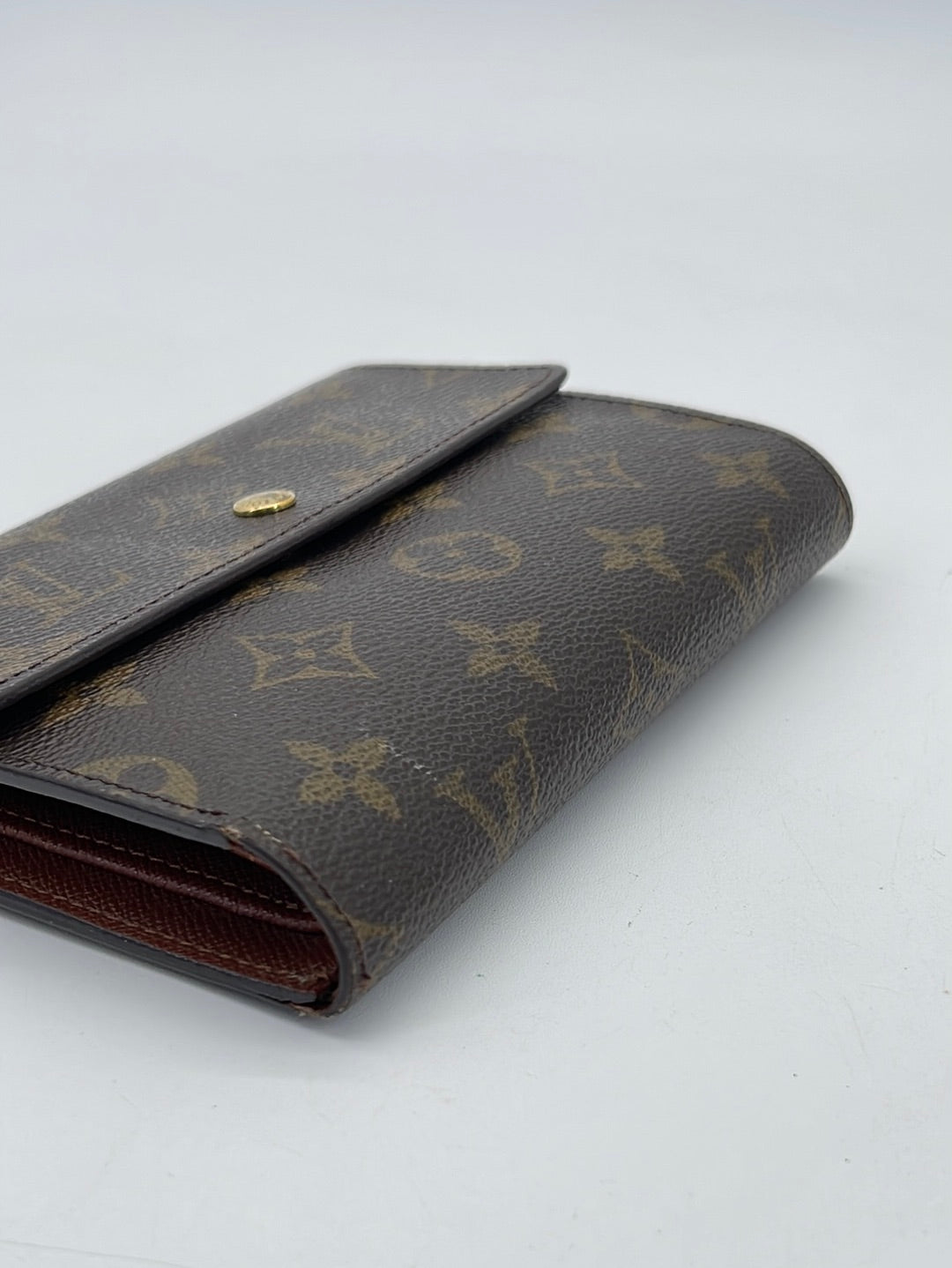 Preloved Louis Vuitton Monogram Portefeuille Alexandra Trifold Wallet DBRVHQX 052424 H