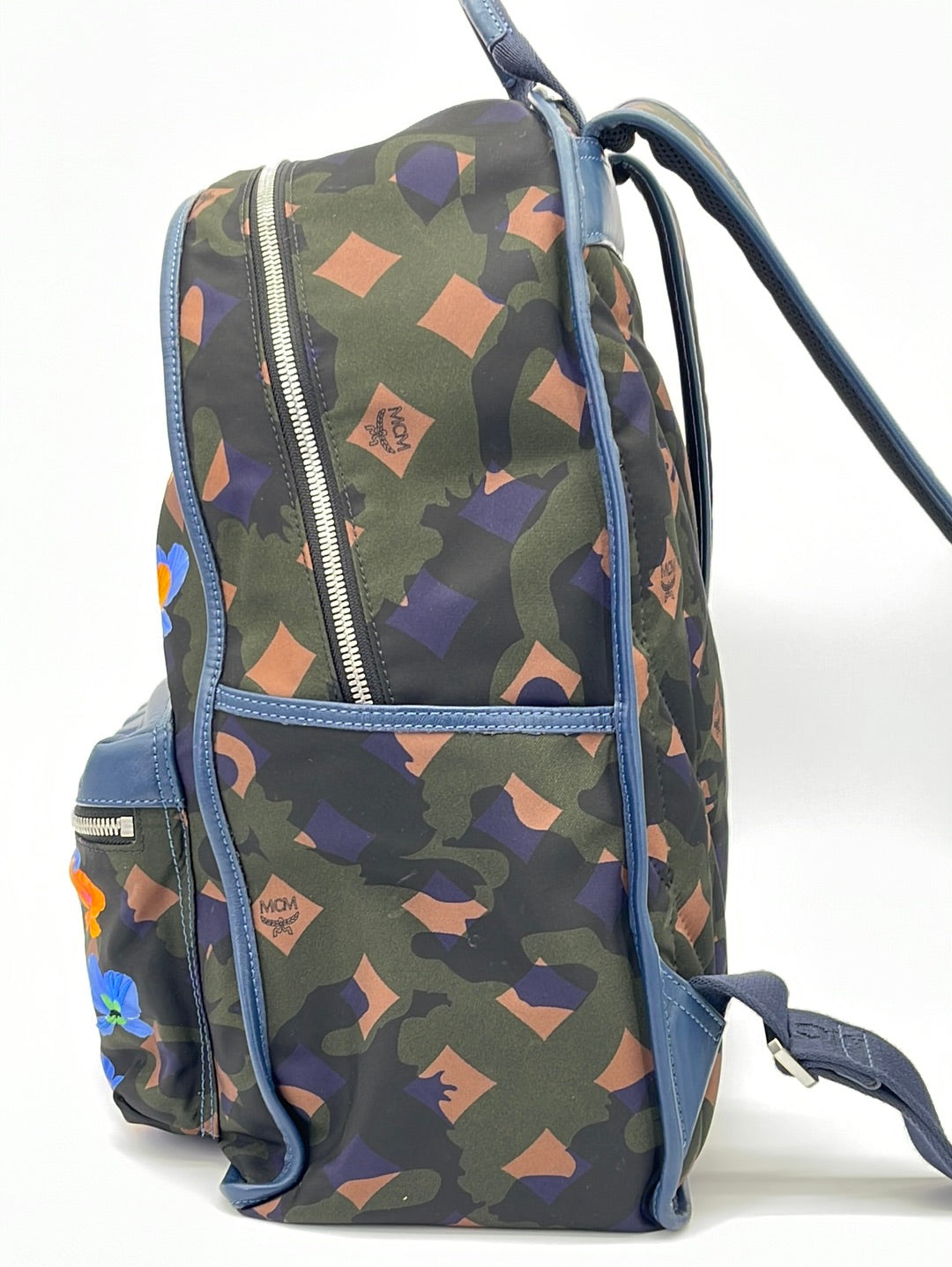 Unisex Pre-Owned Authenticated MCM Camo Dieter Munich Lion Backpack Nylon  Fabric Blue 