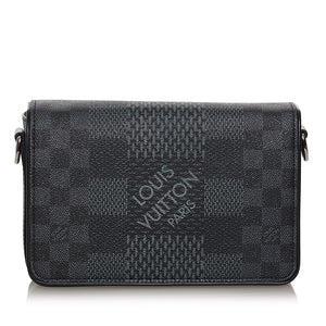 Louis Vuitton Damier Graphite Canvas Overnight Bag – myGemma