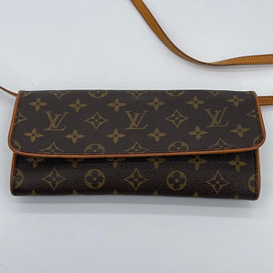 Louis Vuitton Monogram Neverfull Pochette PM - Brown Clutches, Handbags -  LOU723958