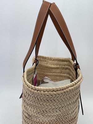 Buy Free Shipping [Used] LOEWE Basket Medium Basket Bag Handbag Raffia  Leather Beige Brown 327.02.S92 from Japan - Buy authentic Plus exclusive  items from Japan