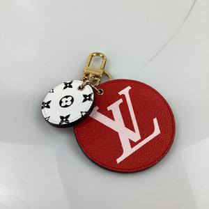 Preloved Louis Vuitton Red Monogram Round Keychain CX0129 042624B