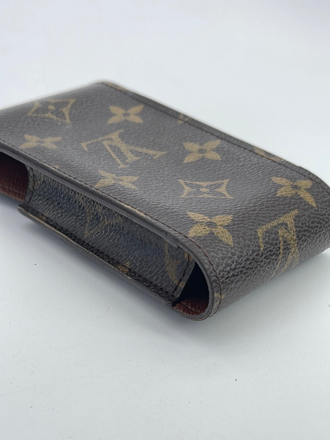 Preloved Louis Vuitton Monogram Tobacco Case CT0043 100223