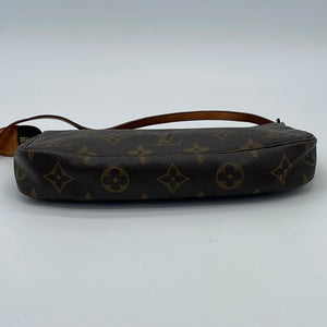 PRELOVED Louis Vuitton Monogram Pochette Accessories Bag VJ7QC6J 050124 P