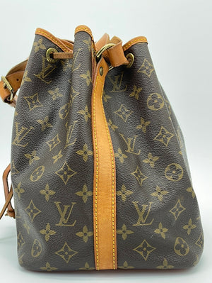 Preloved Louis Vuitton Petite Noe Monogram Shoulder Bag MI882 101623 –  KimmieBBags LLC