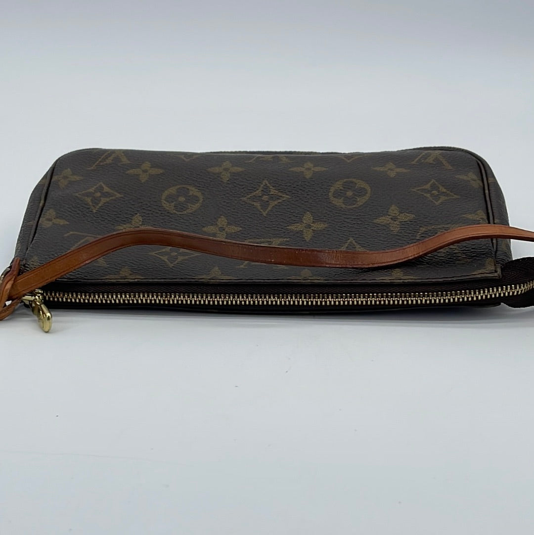 PRELOVED Louis Vuitton Monogram Pochette Accessories Bag VJ7QC6J 050124 P