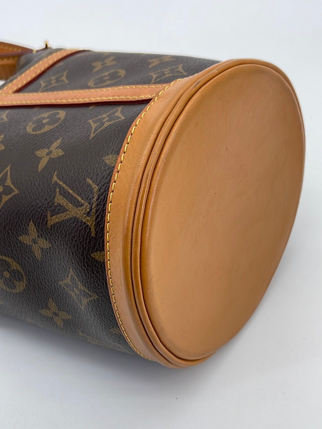 Louis Vuitton Duffle Bag Small, Monogram, Preowned in Dustbag WA001