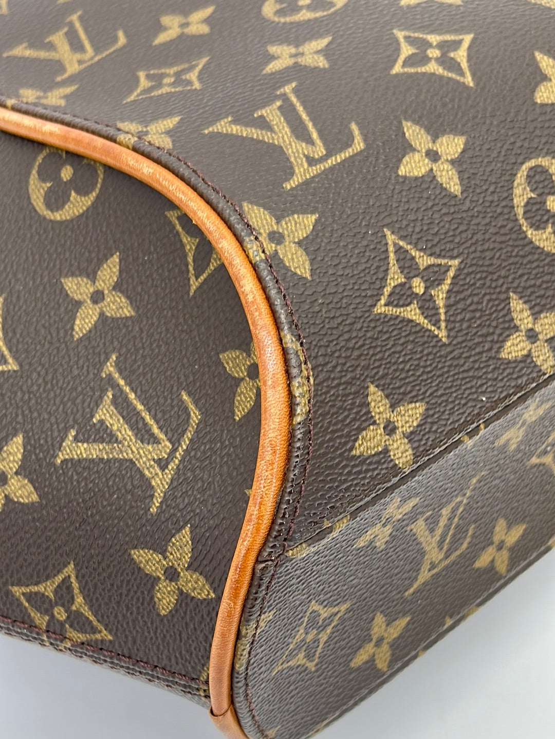 H Preloved Louis Vuitton Ellipse PM Monogram Bag JRYVD6T 051424