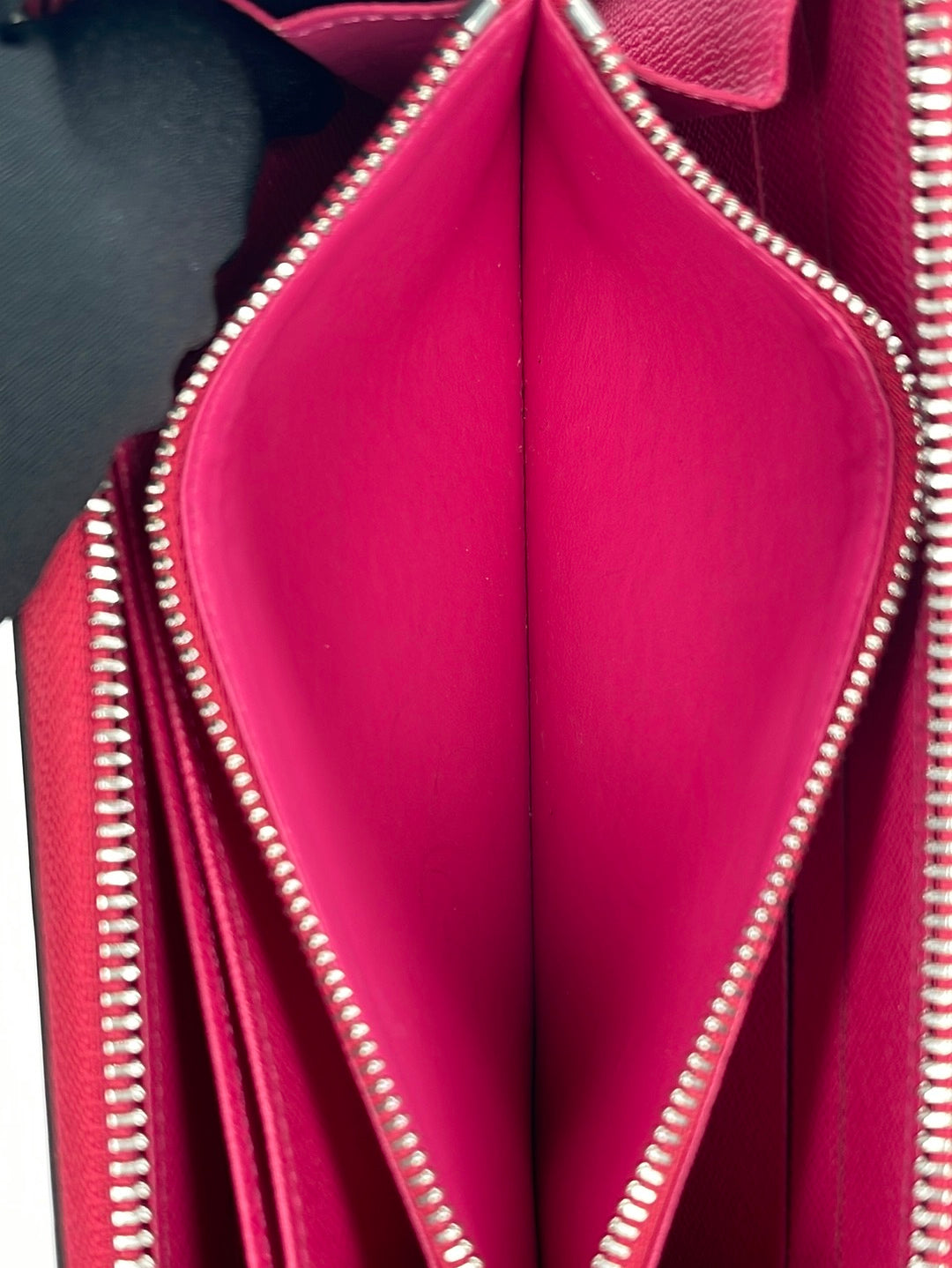 Louis Vuitton Hot Pink Epi Leather Zippy Wallet