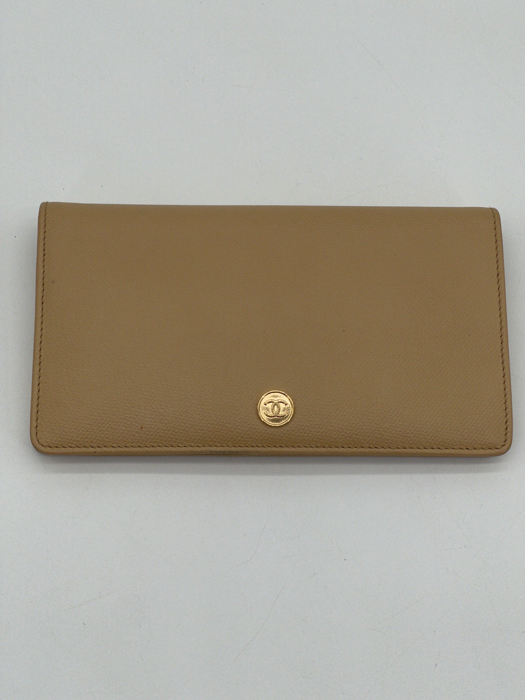 Preloved Chanel Beige Leather Bi-fold Long Wallet YH86CT2 061624B