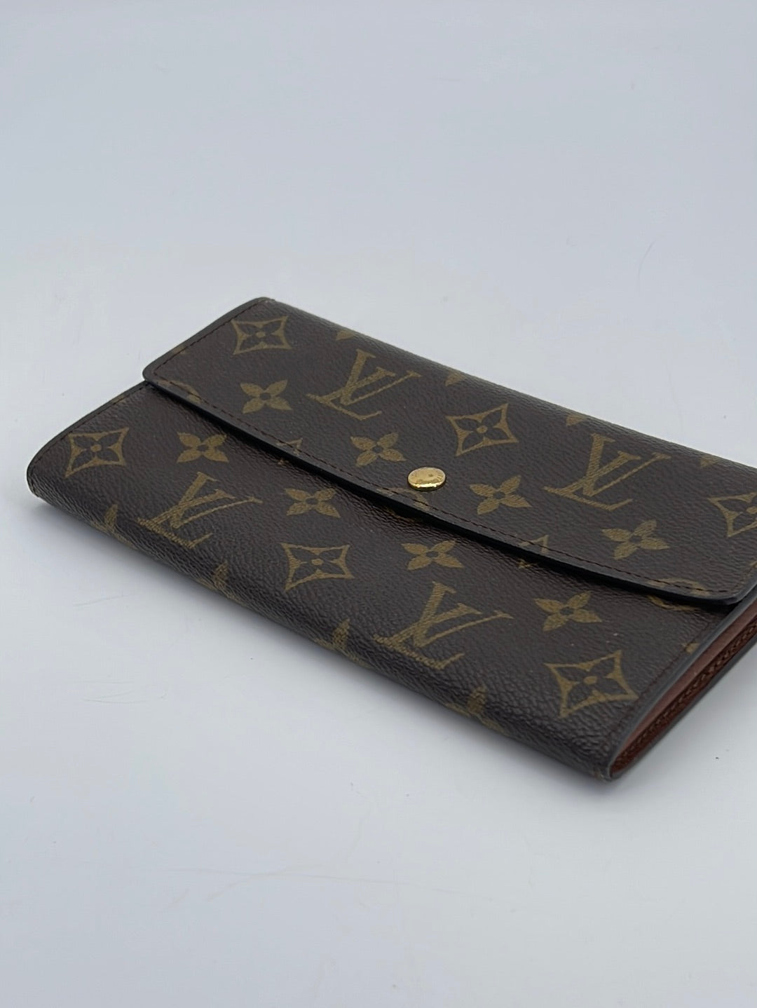 PRELOVED Louis Vuitton Monogram Sarah Wallet TH0072 061623 – KimmieBBags LLC