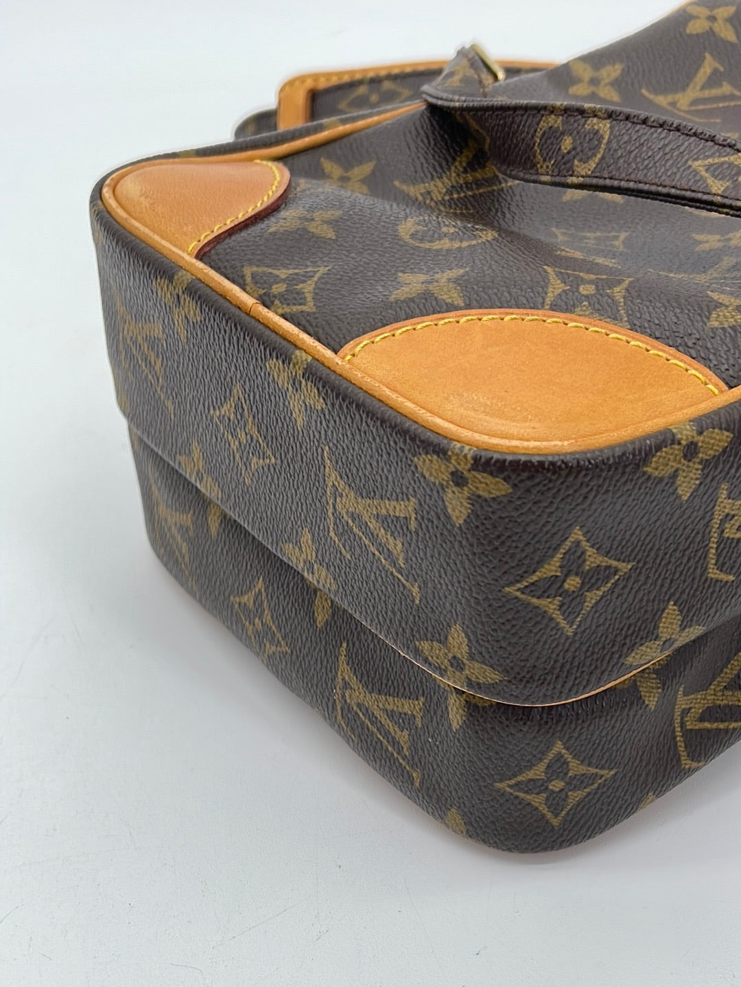 Preloved Louis Vuitton Monogram Canvas Danube Crossbody KYCXJBW 040324 H