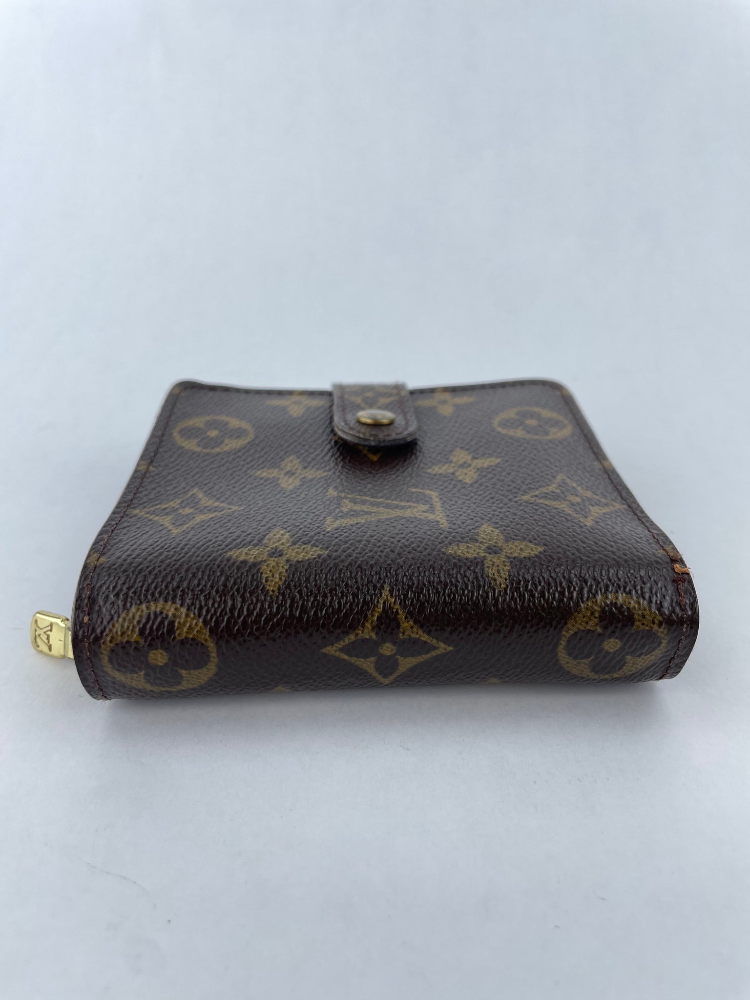 Louis Vuitton Monogram Canvas Zippy Compact Wallet at Jill's Consignment