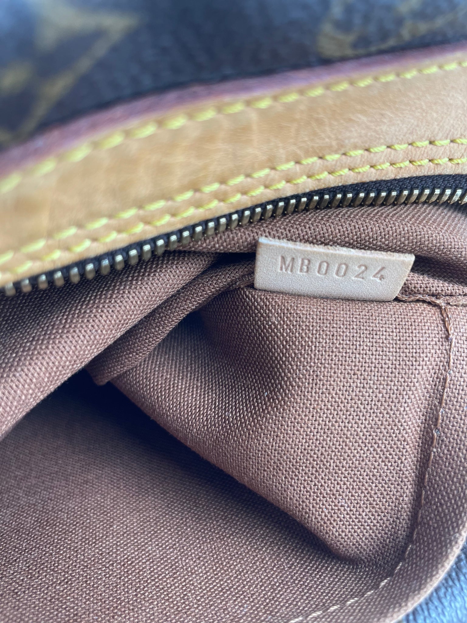 MK [ Pre-owned ] LV Sprinter Messenger Bag