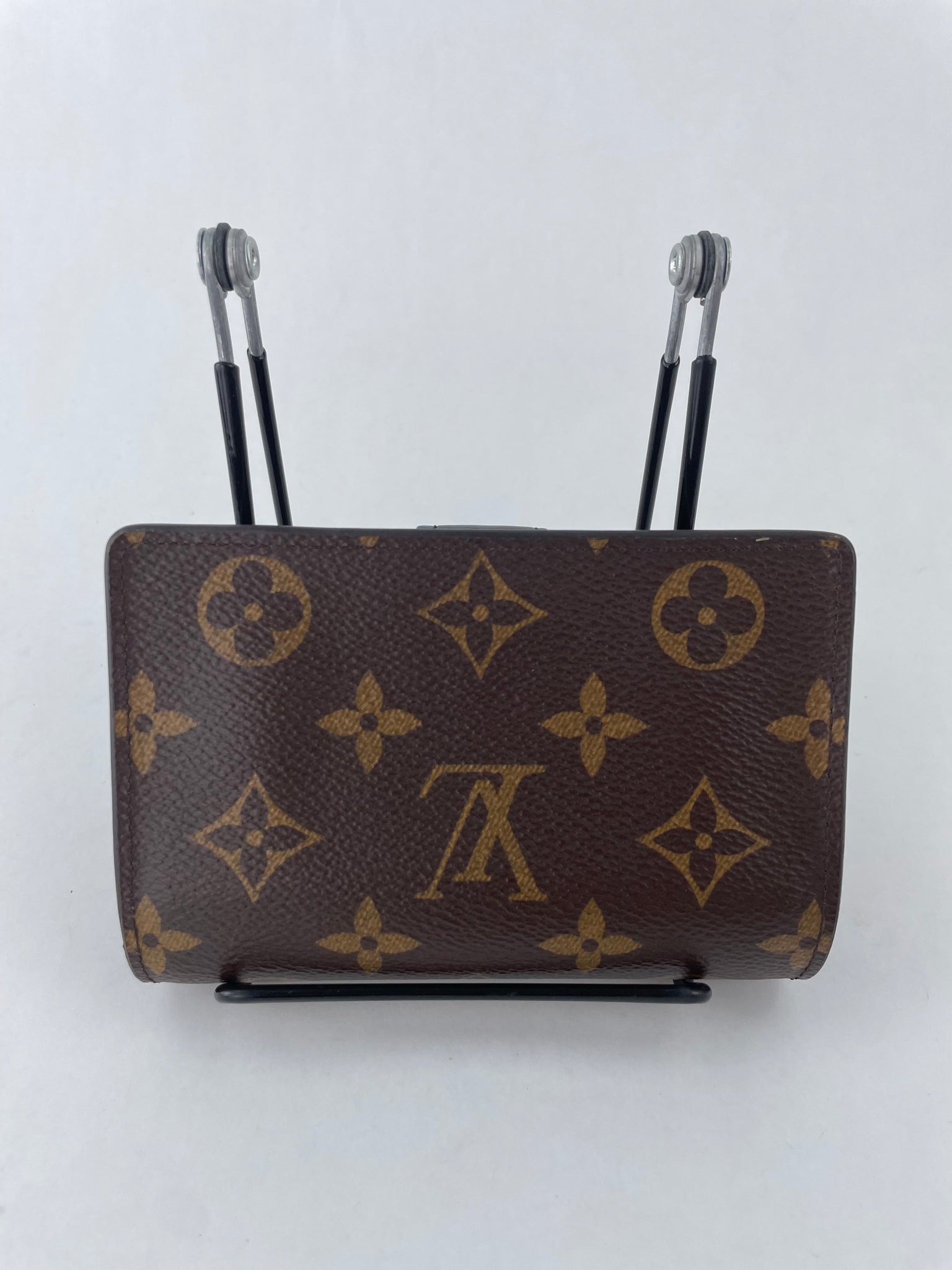 Louis Vuitton VIP gifts Beige Leather ref.722868 - Joli Closet