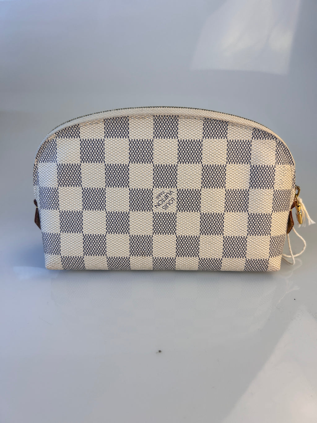 PRELOVED Louis Vuitton Damier Azur Cosmetics Pouch 4B73HKM 041024 B