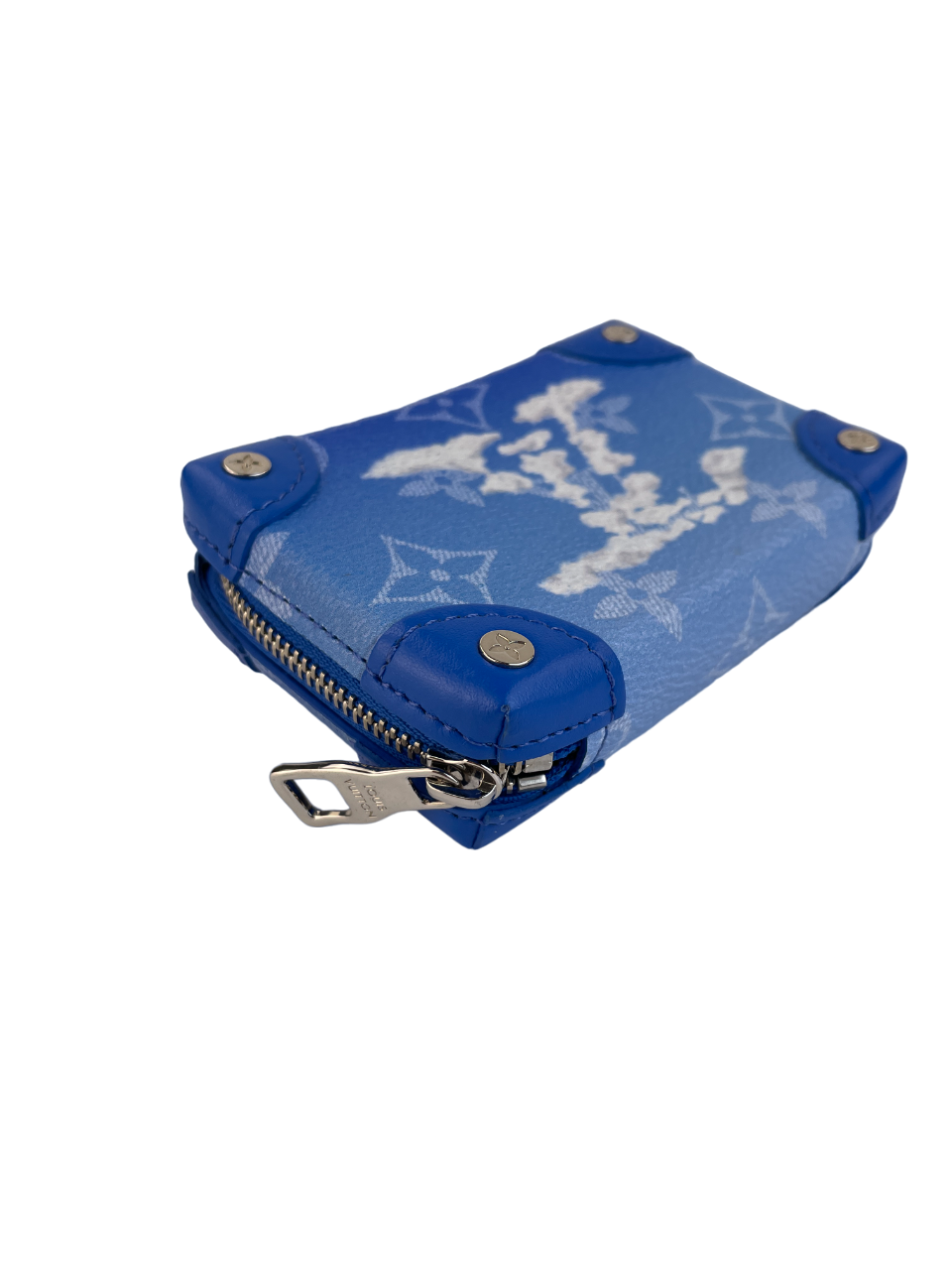 LOUIS VUITTON Monogram Clouds Soft Trunk Wallet Shoulder Bag M45432 auth  38810a White Light blue ref.863776 - Joli Closet