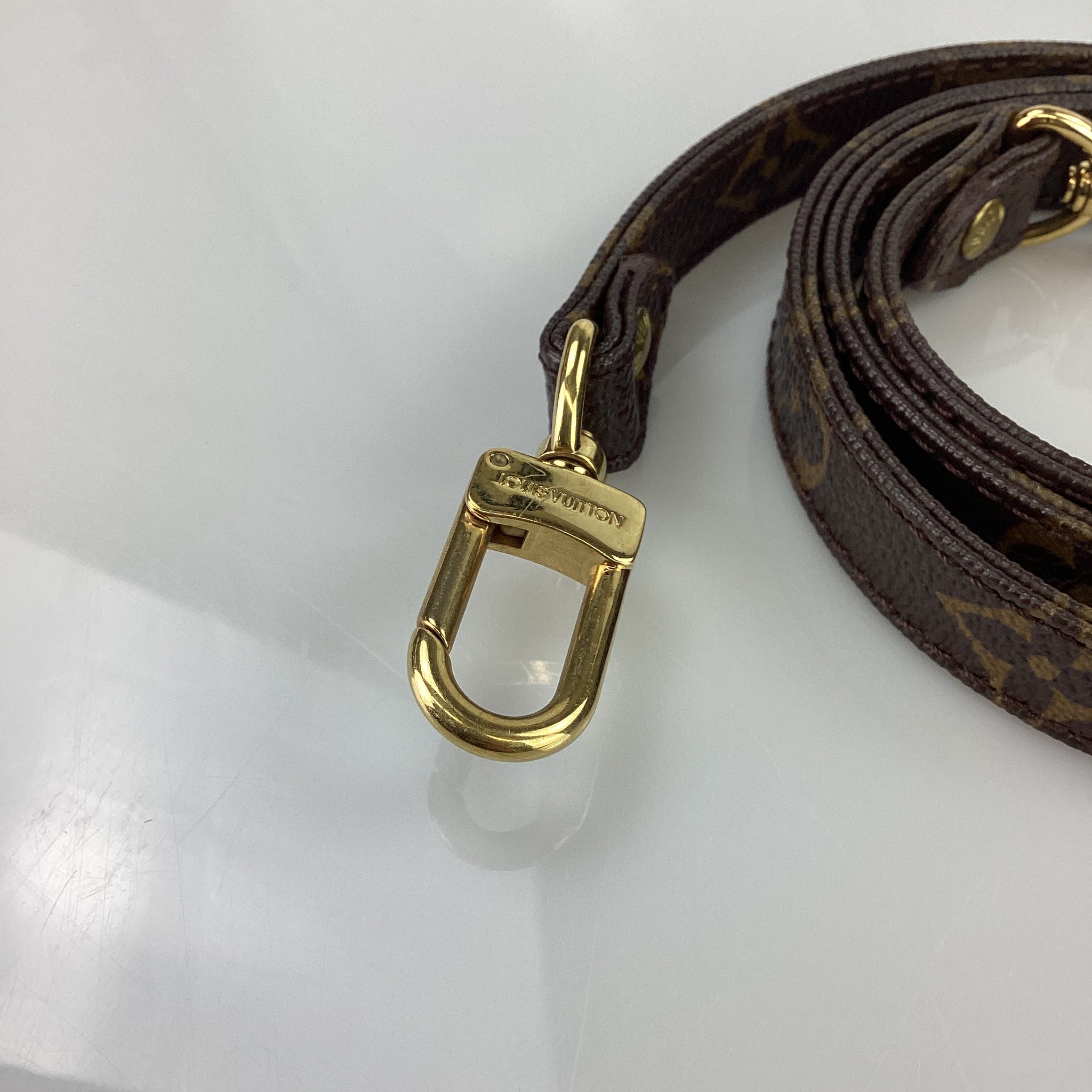 PRELOVED Louis Vuitton Monogram Shoulder Strap 042624 B