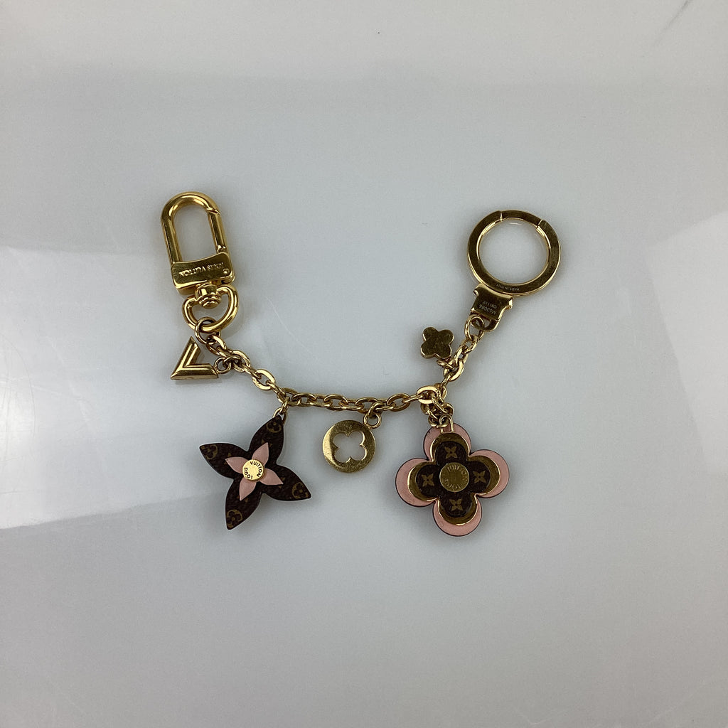 Preloved Louis Vuitton Gold Bracelet Bag Charm 042624 B