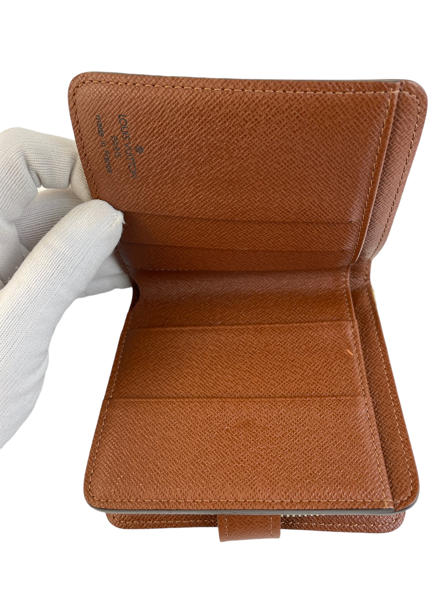 PRELOVED Louis Vuitton Mens Vintage Bifold Zipper Wallet CA1JOJ5 05042 –  KimmieBBags LLC