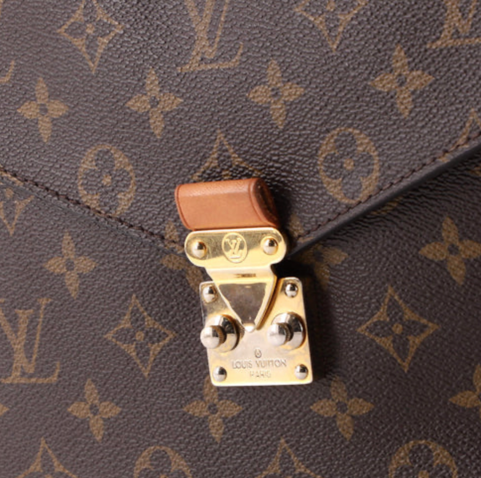 Preloved Louis Vuitton Pochette Metis Monogram Canvas Bag AR2108