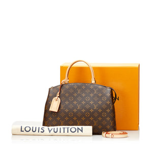 LOUIS VUITTON Monogram Grand Palais Shoulder Bag!! Near Flawless Condition!