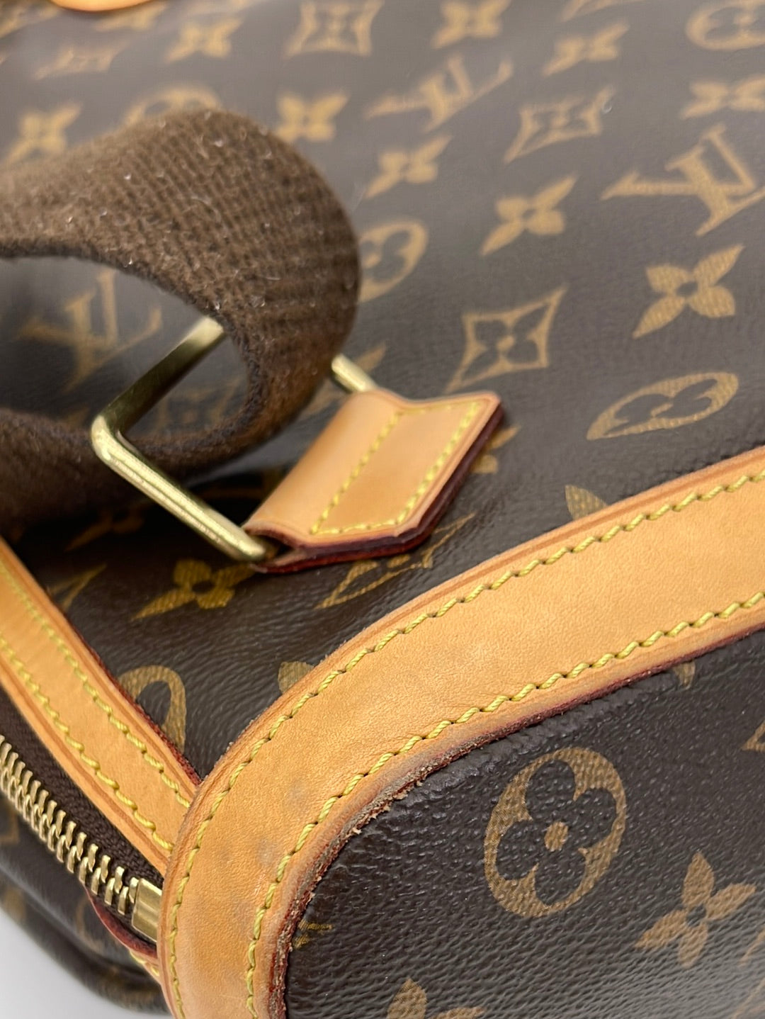PRE-OWNED LOUIS VUITTON SAC A DPre-Owned Louis Vuitton Sac a Dos Bosphore  Monogram Canvas Backpack
