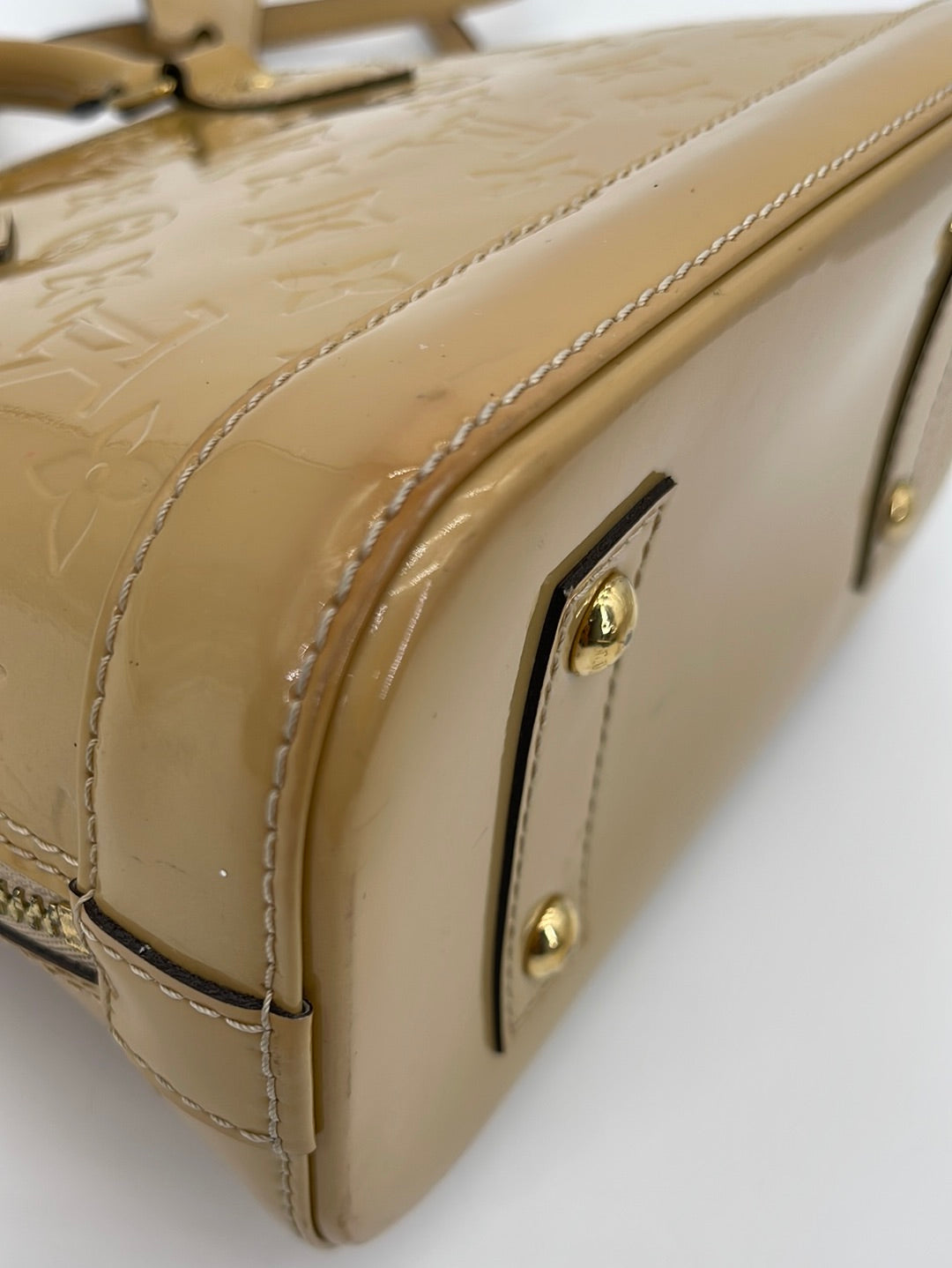 Louis Vuitton Alma Handbag 354413