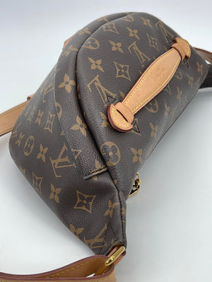 Preloved Louis Vuitton Monogram Fold Me Pouch Crossbody Bag 051823 –  KimmieBBags LLC
