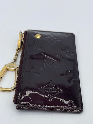 Preloved Louis Vuitton Amarante Vernis Monogram Coin Cles Wallet CA4087 061423