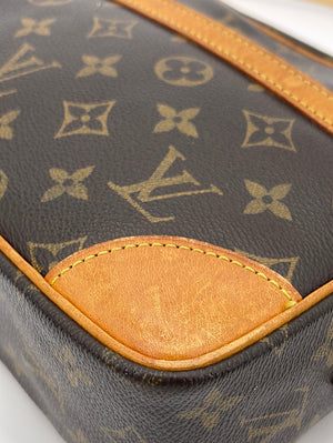 Louis Vuitton, Bags, Louis Vuitton Monogram Trocadero 25 Shoulder Bag  M5276 Lv Auth Bs476