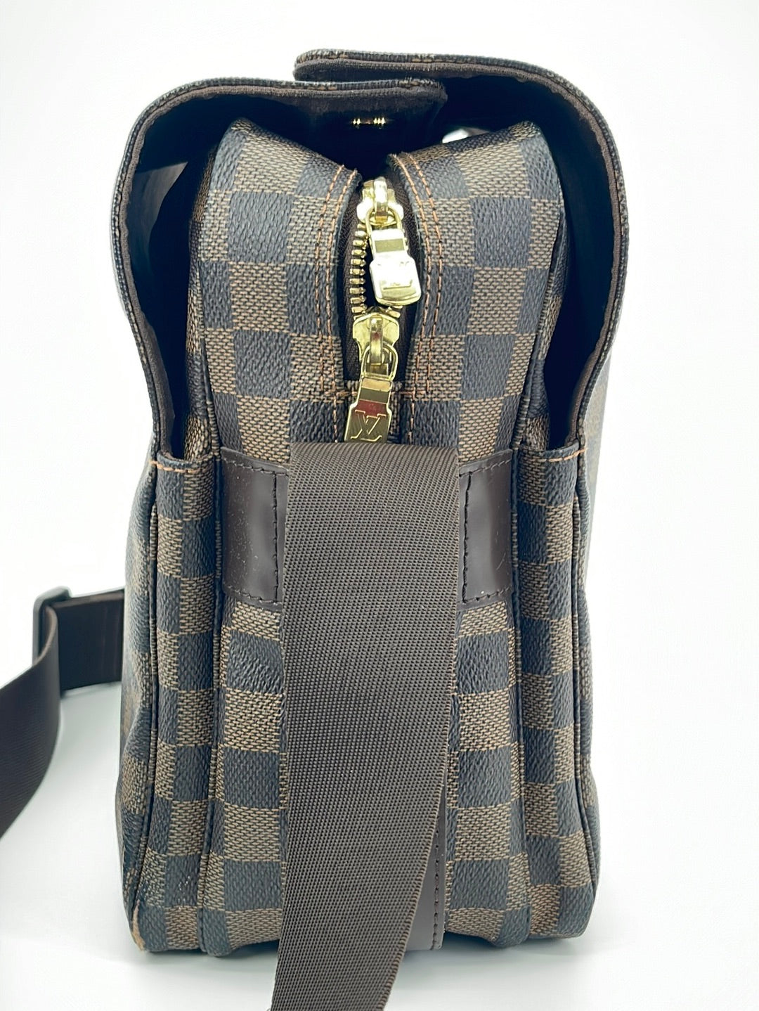 Louis Vuitton Damier Azur Naviglio Messenger Bag - FINAL SALE (SHF-148 –  LuxeDH