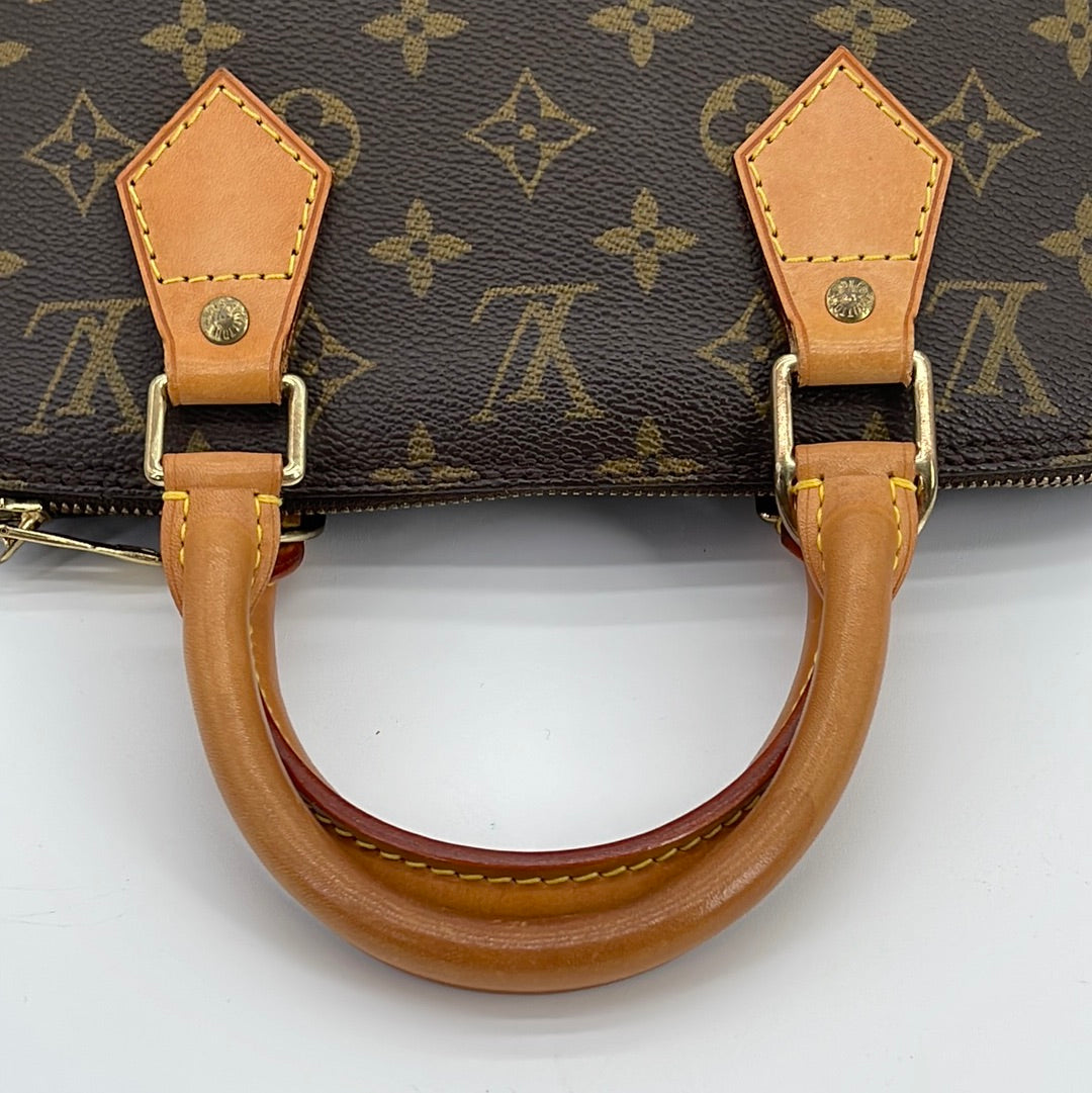 Louis Vuitton Monogram Alma PM Bag ○ Labellov ○ Buy and Sell