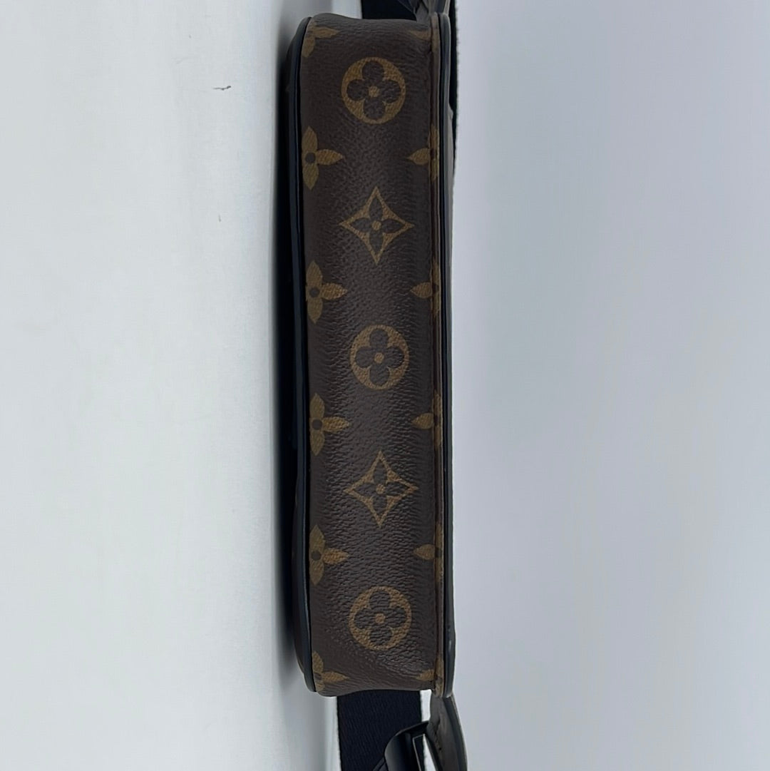 Louis Vuitton // 2010 Monogram Torres Macasser Bag – VSP Consignment