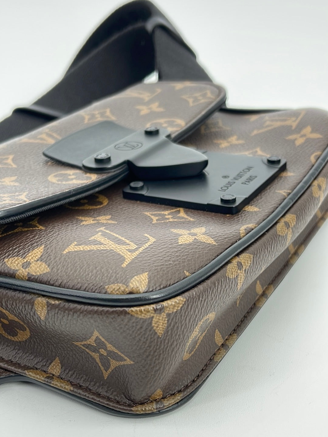 Authentic Louis Vuitton Monogram Eclipse e Patchwork Sling Bag M45439
