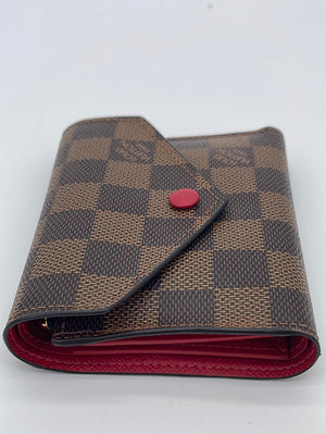 Buy LOUIS VUITTON Portefeuil Victorine LV Escale M68842 Tri-fold wallet LV  Escale Rouge / 083438 [pre-owned] from Japan - Buy authentic Plus exclusive  items from Japan