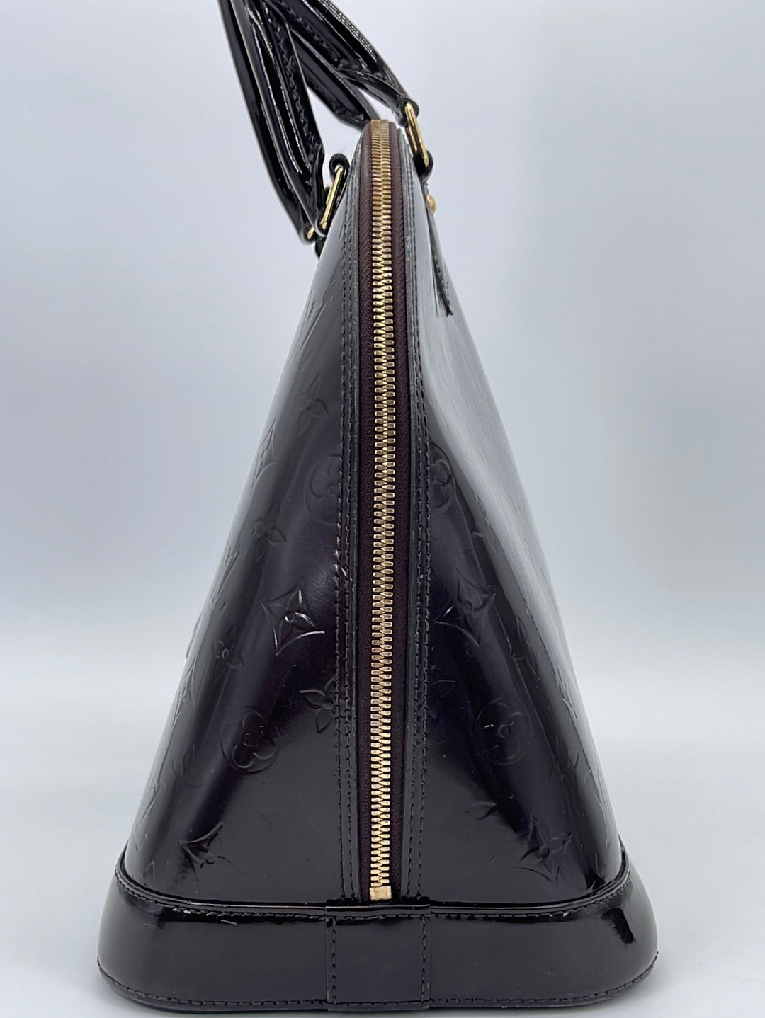 Louis Vuitton Indigo Monogram Vernis Mallory Square Bag by WP Diamonds –  myGemma
