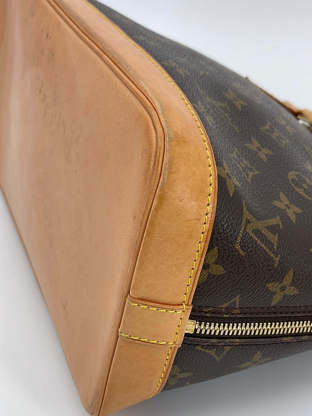 Alma PM, Used & Preloved Louis Vuitton Handbag