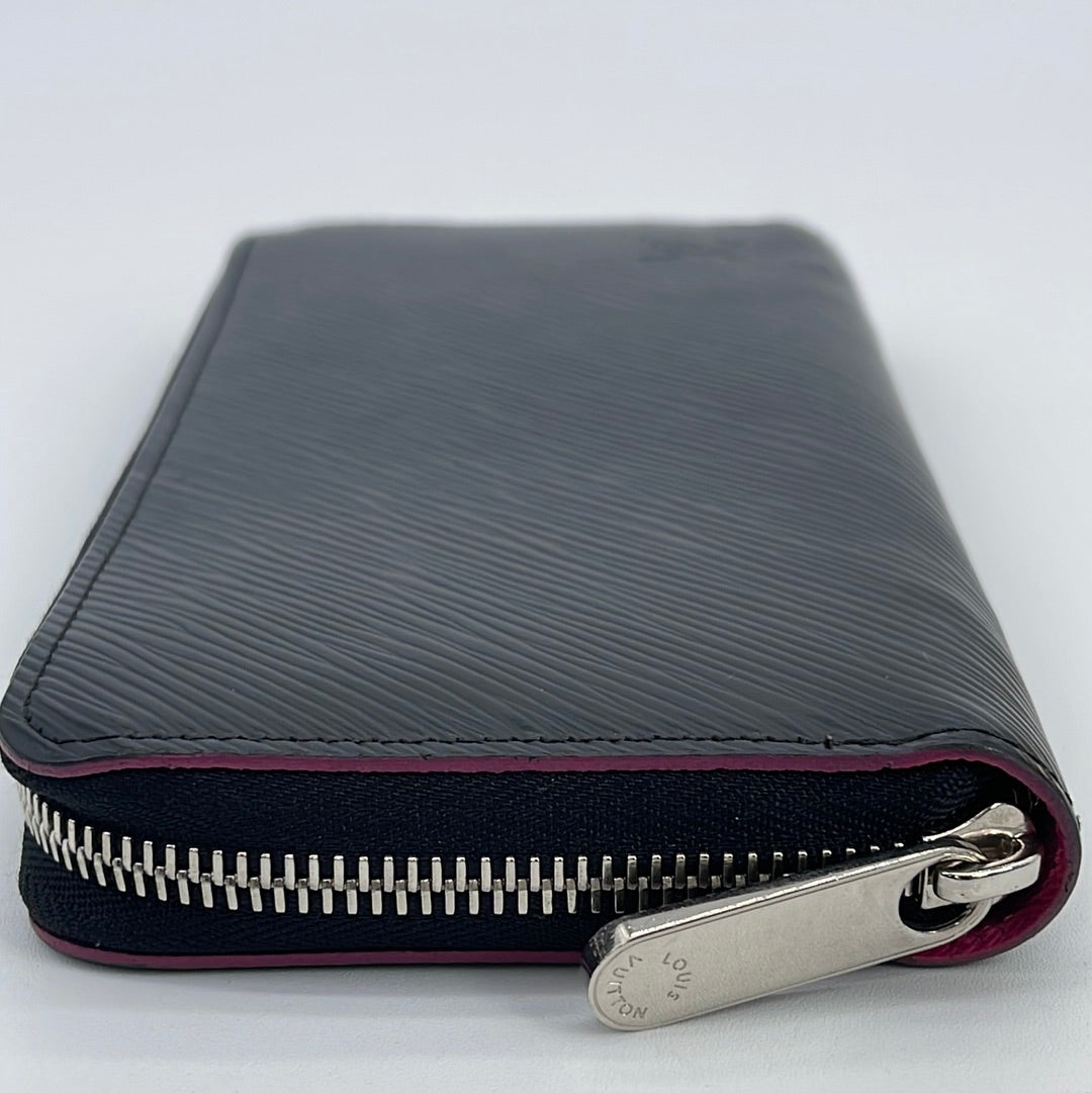 Louis Vuitton Men's Zippy Long Wallet