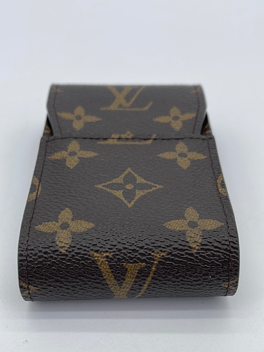 Preloved Louis Vuitton Monogram Tobacco Case CT0043 100223 – KimmieBBags LLC