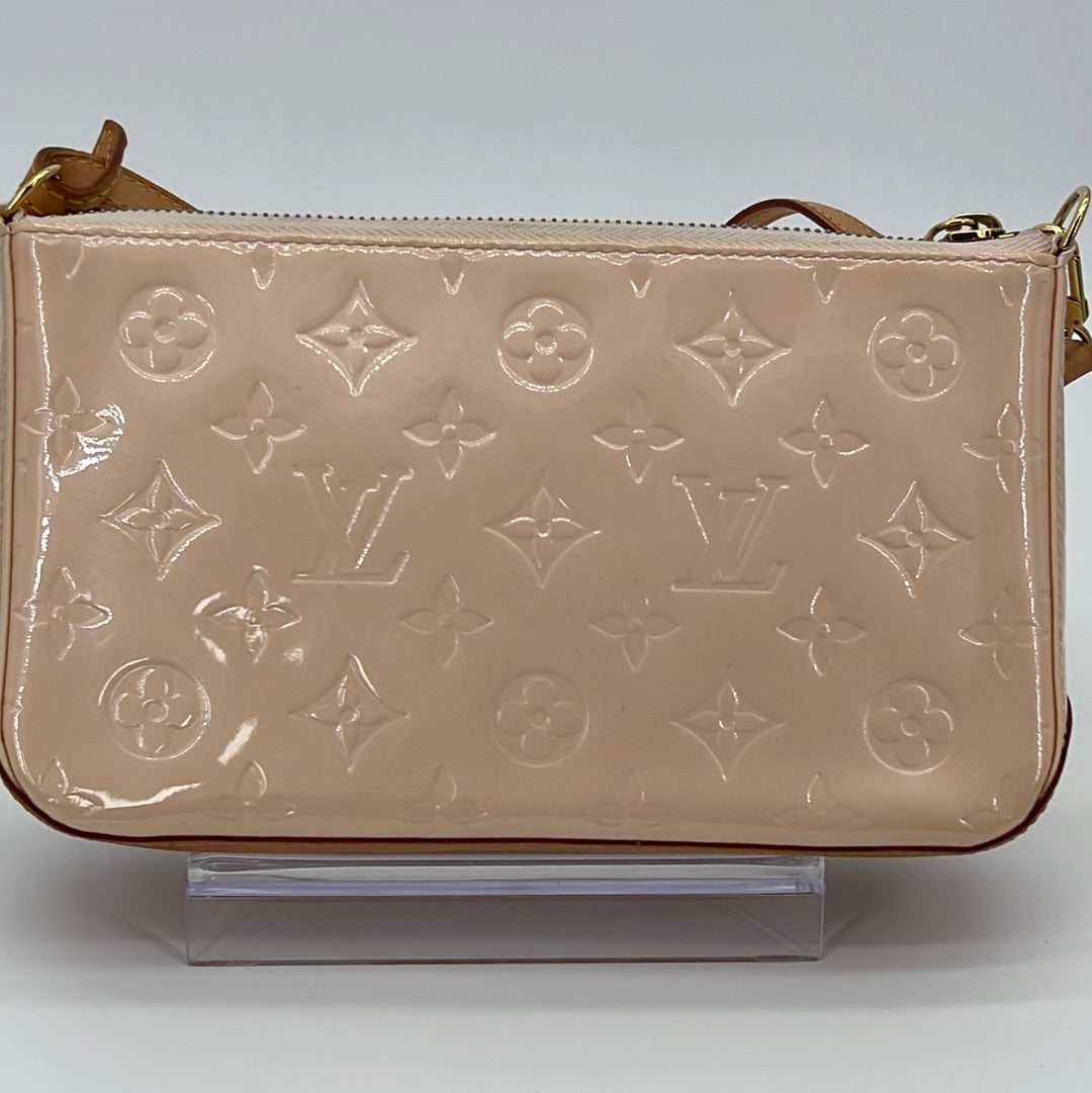 Louis Vuitton Biege Monogram Vernis Lexington Pochette Bag Louis