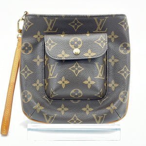Louis Vuitton, Bags, Louis Vuitton Monogram Partition Wristletclutch