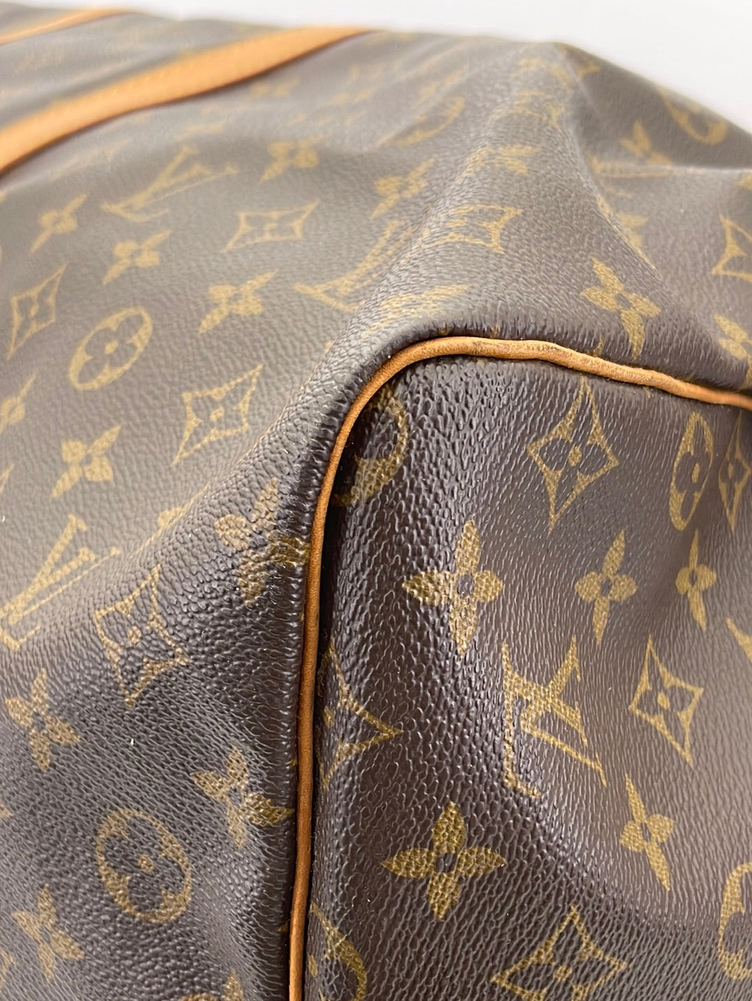 Vintage Louis Vuitton Keepall 60 Monogram Bandolier Bag VI0924