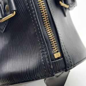 Louis Vuitton Vintage Louis Vuitton Speedy 25 Black Epi Leather