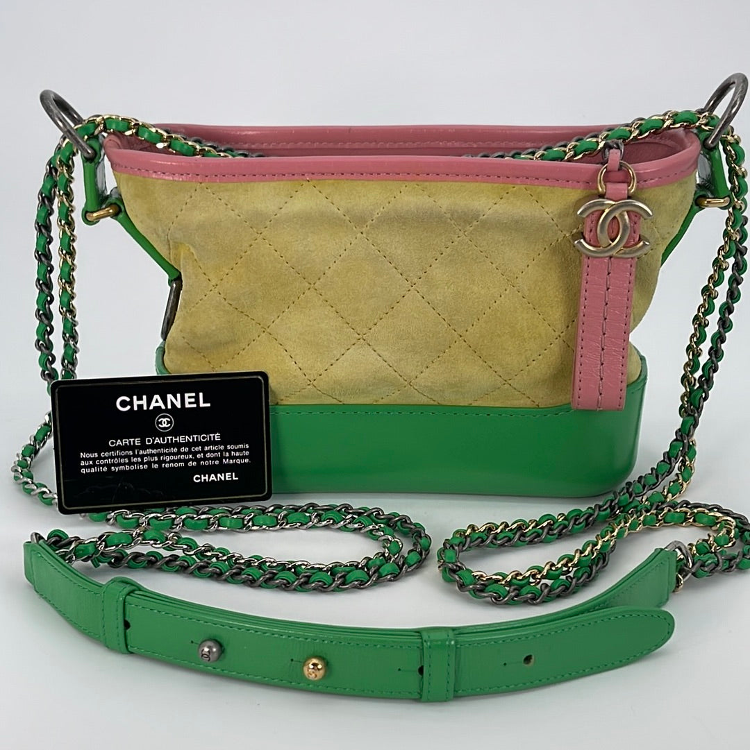 Chanel - Authenticated Gabrielle Handbag - Leather Blue Plain for Women, Good Condition
