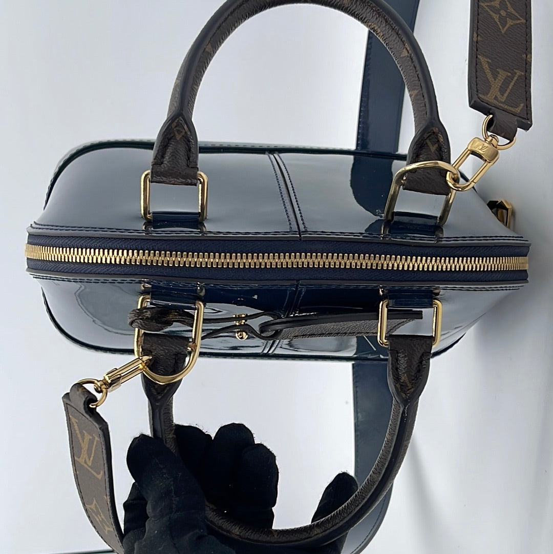 Louis Vuitton Catalina BB Monogram Vernis – Bag Addictions